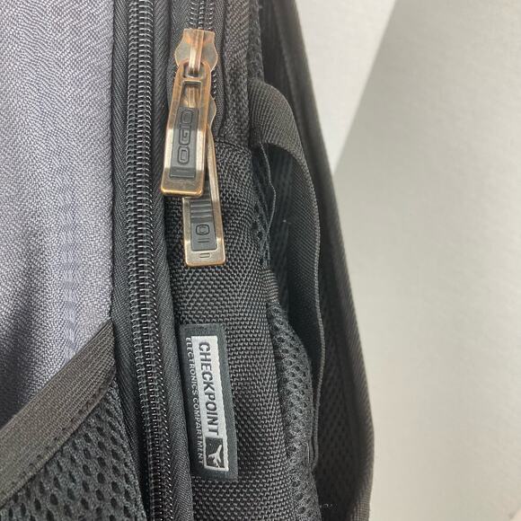 OGIO Prospect Tech Vault LPS Backpack Laptop Airflow Black Travel Bag (Repaired) - Picture 8 of 16